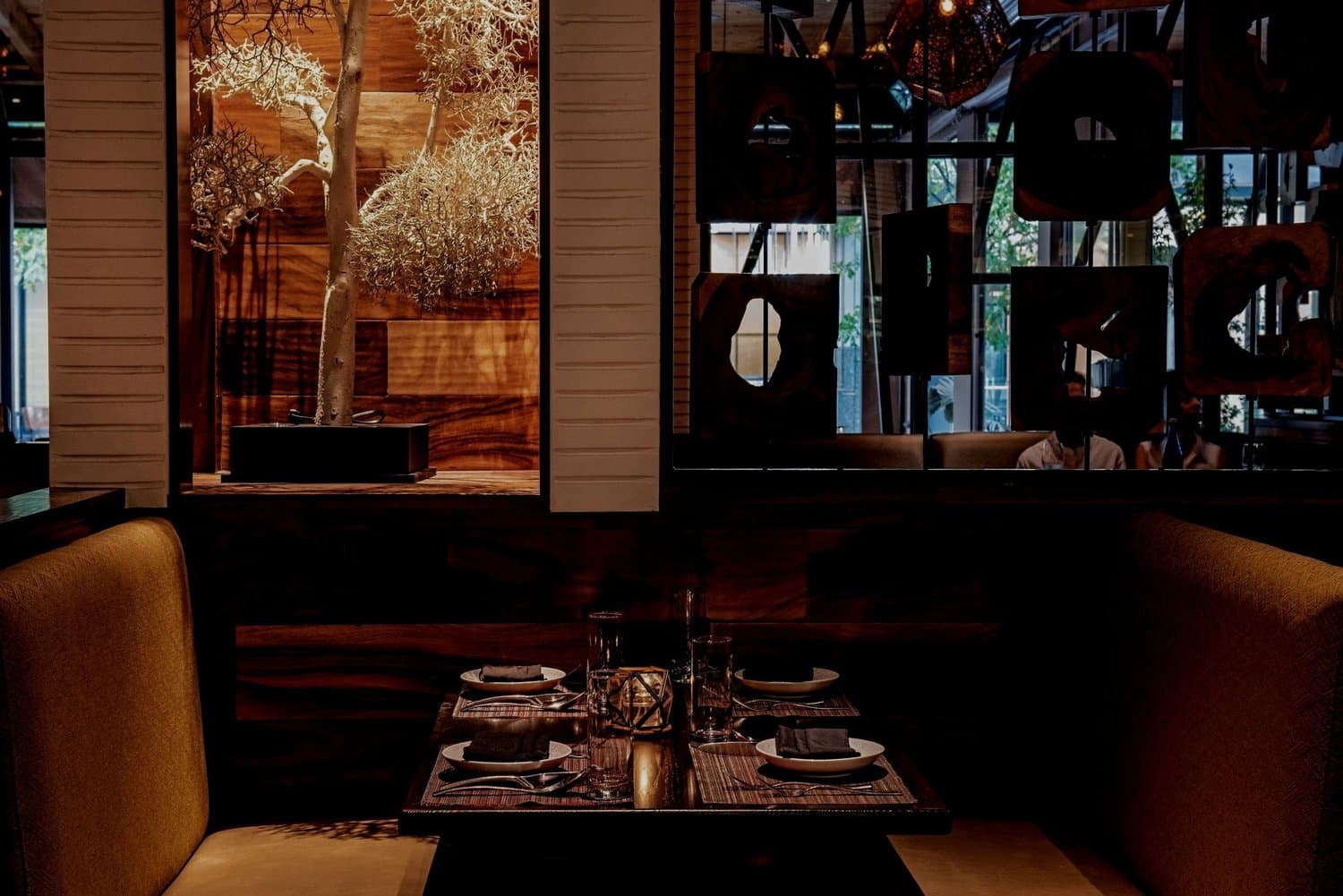 The modern dining room at Nan Thai Buckhead